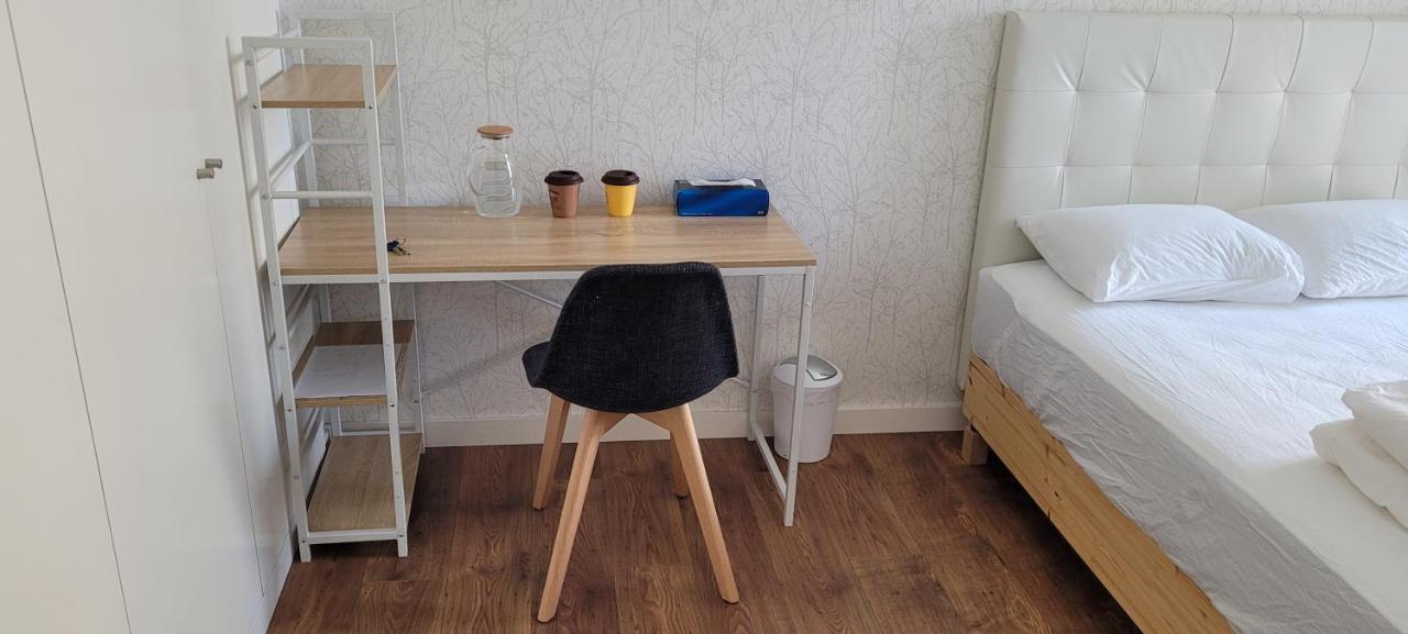 ליסבון Comfy Room Near Metro מראה חיצוני תמונה